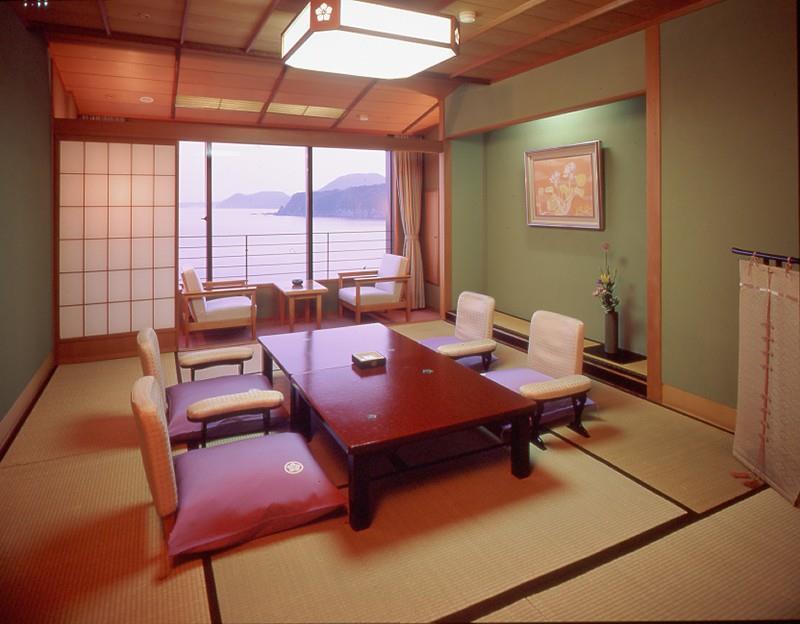 Inatori Ginsuiso Hotel Higashiizu Restaurant photo